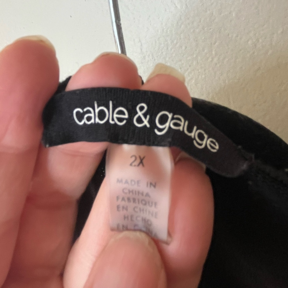 Cable & Gauge Black 3/4 Sleeve Crewneck Sweater  Ruffle Side Slits Women’s Sz 2X - Picture 4 of 5